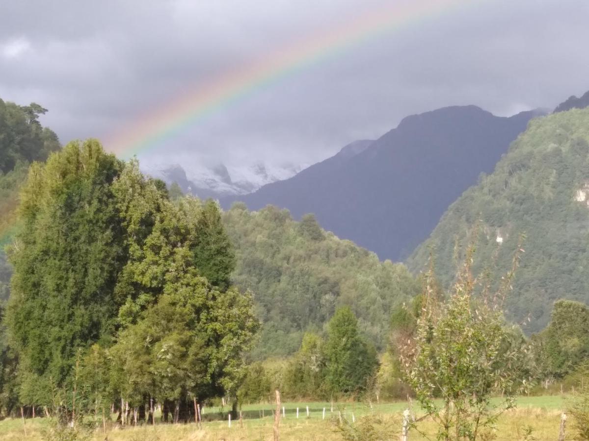 Refugio De La Patagonia Villa Hornopiren Esterno foto